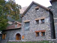 albergue borda miguela en saravillo