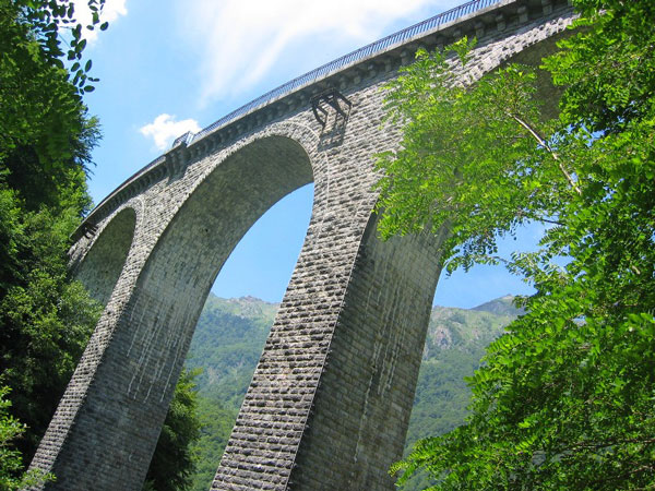 Viaducto de Arnous